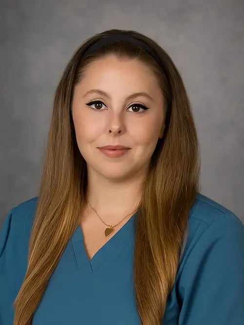 Ellie Redman, Veterinary Assistant